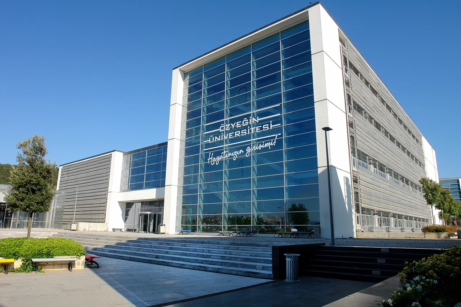 Özyeğin University